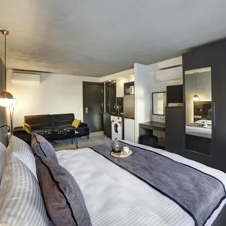 Taksim Seya מלון 3*